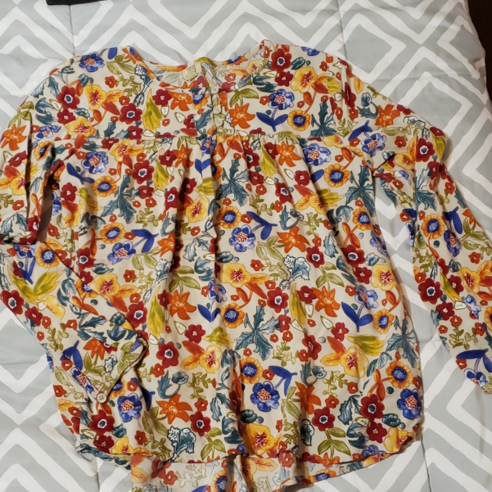True Craft girls blouse
